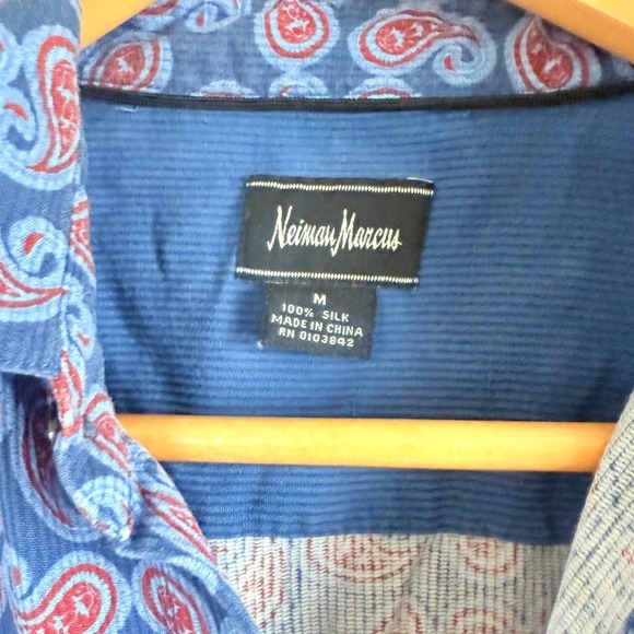 Neiman Marcus Silk Paisley Button Down Short Sleeve Shirt Mens Size M - Picture 3 of 3